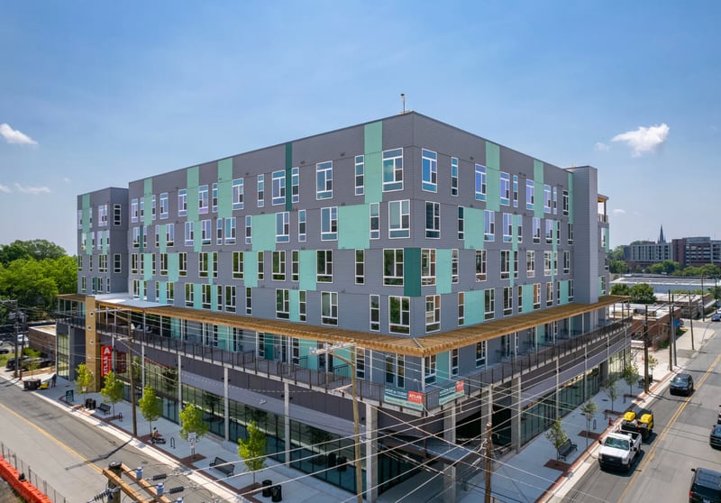 4 Star Mid-Rise Apartments