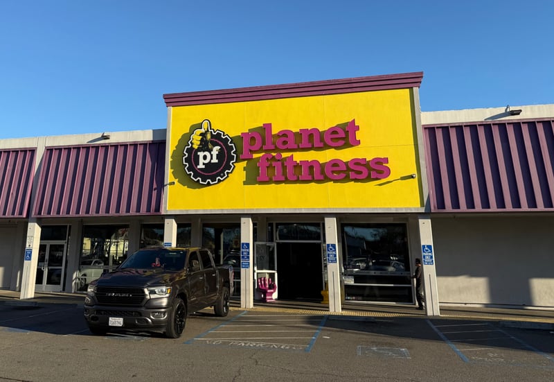 Planet Fitness and the Value Fitness Thesis: Why Low-Price, High-Volume Is Rewriting Industry Economics
